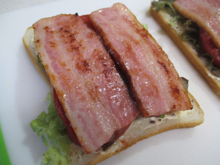 Thumbnail of post image 075